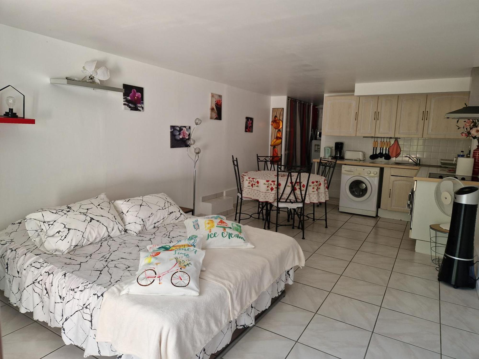 Casa Prescilia Apartment Люмио Екстериор снимка