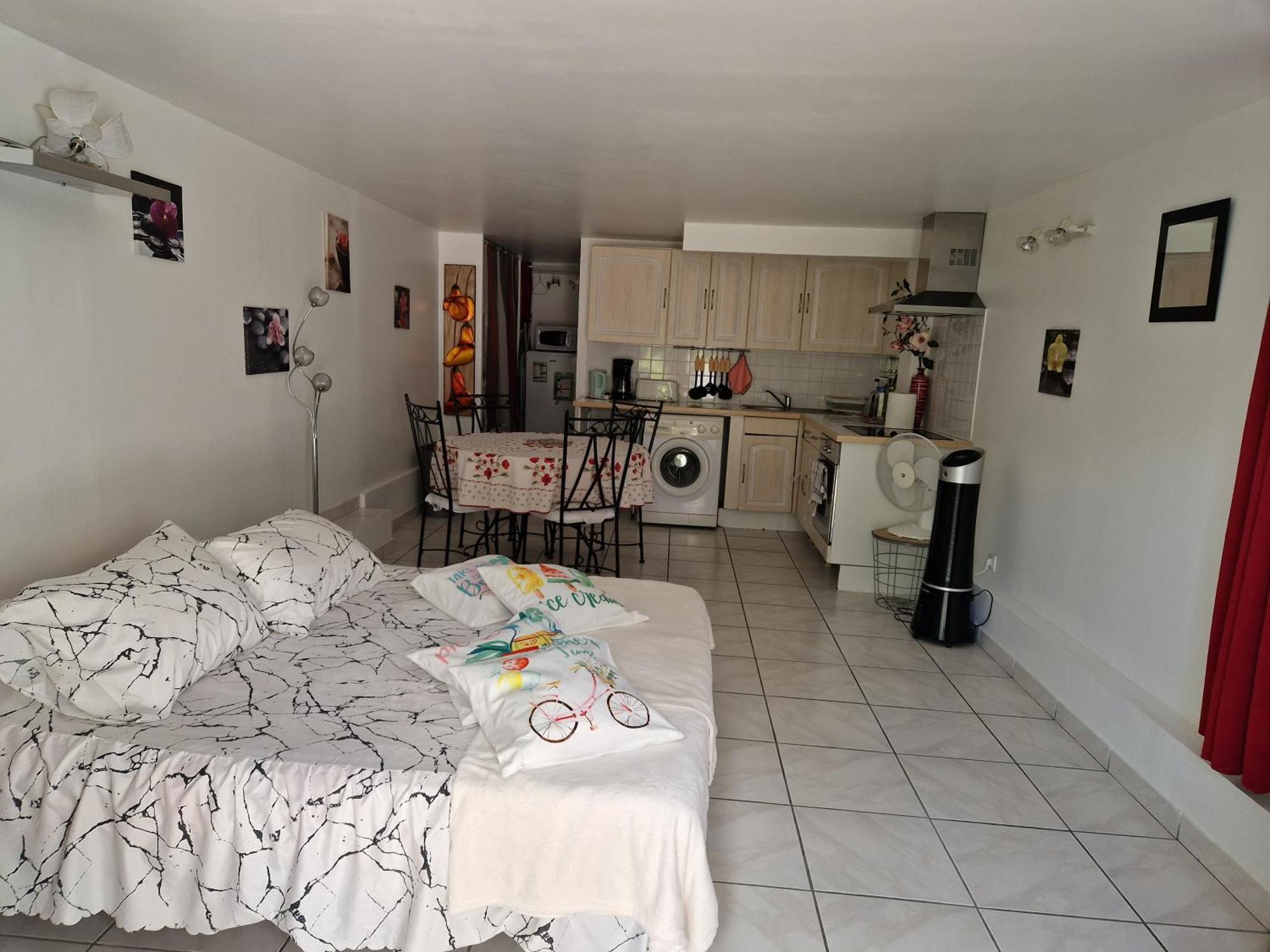 Casa Prescilia Apartment Люмио Екстериор снимка