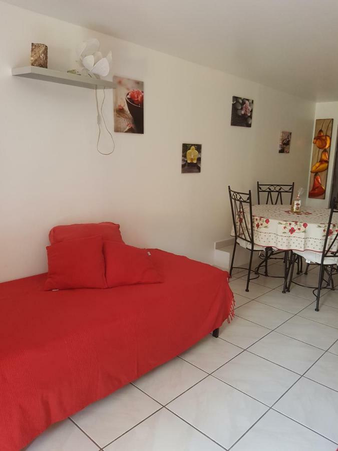 Casa Prescilia Apartment Люмио Екстериор снимка